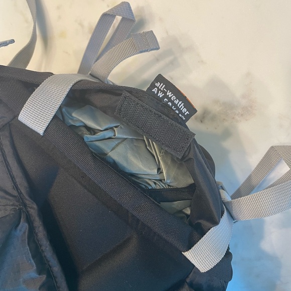 Lowepro Photo Sport 200 AW Camera Hiking Backpack (Black) - Picture 6 of 12